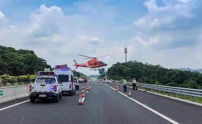 通川区高速公路汽车救援案例